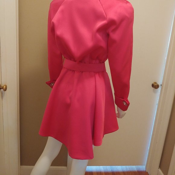 Show-Stopping and Satiny Smooth! - Picture 7 of 15